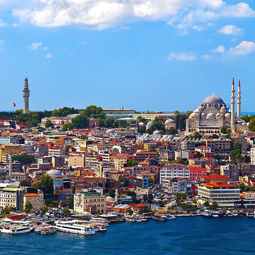 Instagram Discover Istanbul